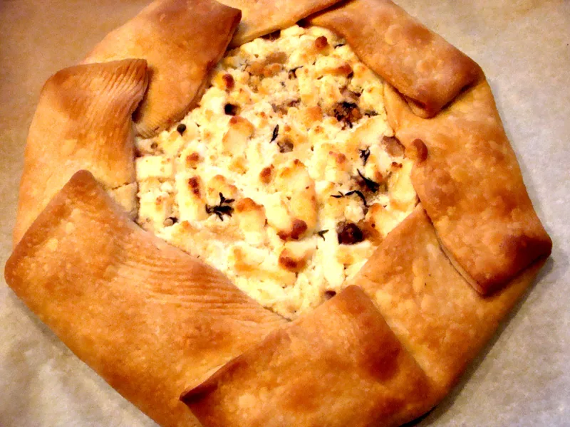 Goat Cheese Mushroom Tart with Herb Crust