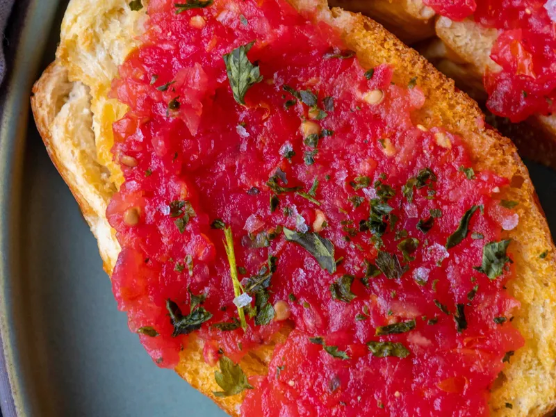 Spanish Tomato Bread (Pan con Tomate) with Olive Oil